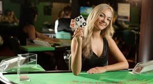 link rogtoto app interface showing football betting markets and live casino options